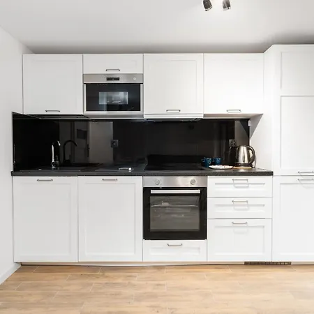 Modern With Terrace And Garden By Renters Appartement