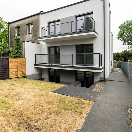 Modern With Terrace And Garden By Renters *